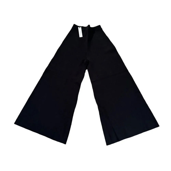 Olivaceous gaucho pant oversized leg fitted waist Black NWT MED fit XS/S - Picture 1 of 5
